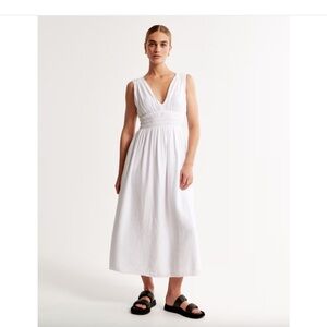 Abercrombie & Fitch White Sleeveless V-Neck Sundress